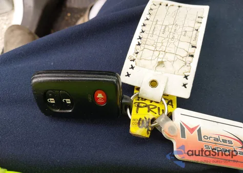 2012 Toyota Prius V Three from USA, damaged, VIN JTDZN3EU7C3101853